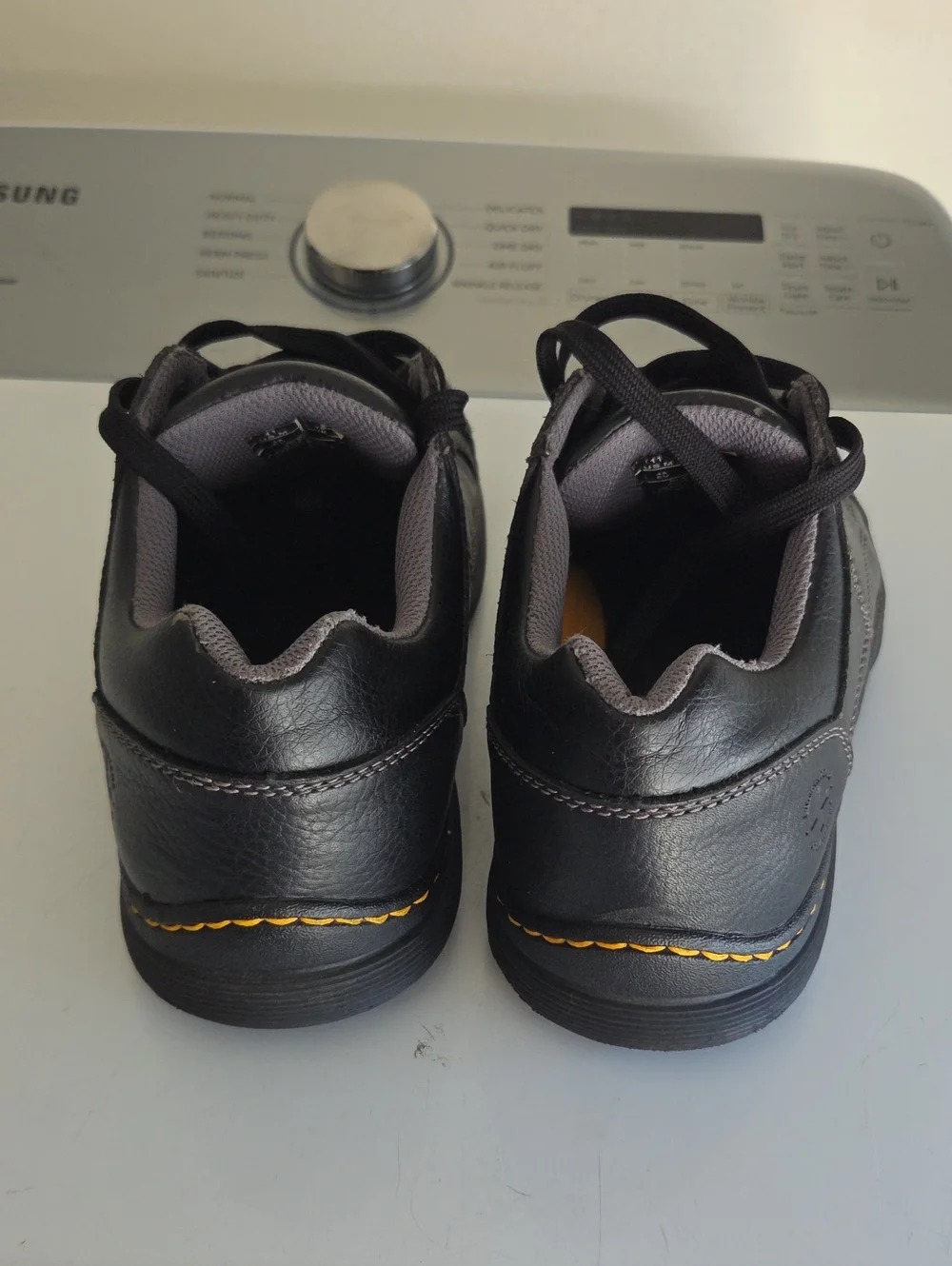 Doc Dr Martens Adirondack Black Leather Casual Oxford Sneakers Shoes Mens Sz 11
